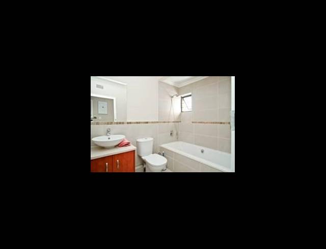 3 BEDROOM TOWNHOUSE FOR SALE IN BRUMA